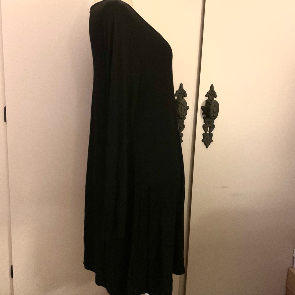 5th & Love Black Long-Sleeve Crisscross Neck A-Line Dress - Picture 3 of 6